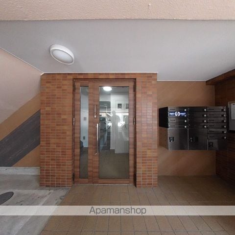シティライフ社台の玄関写真