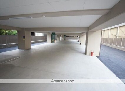 ミモザヒルズ錦町[2LDK/58.52m2]の駐車場