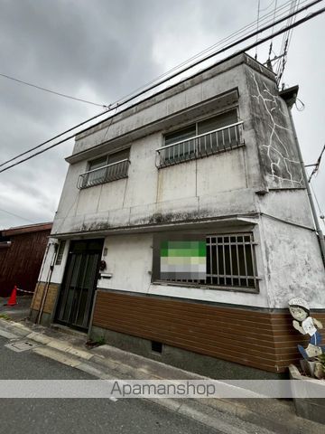 小利木町貸家の外観写真