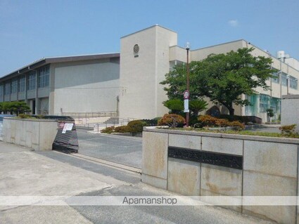 岡山県岡山市北区津島笹が瀬[1DK/33.14m2]の周辺3