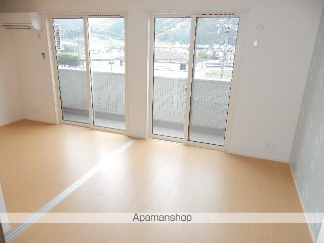 イヴェールの内装写真