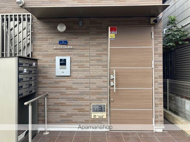 クレイノルードメール西台の玄関写真