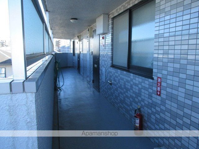 メゾン本庄[3LDK/58.88m2]のロビー