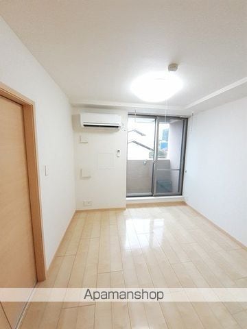 ライジング・サンの内装写真