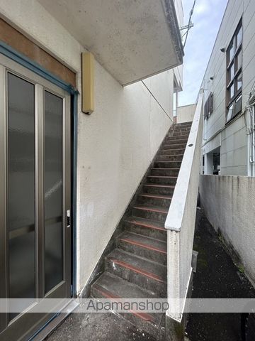 D7松山の玄関写真