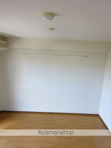 ベターデイズの内装写真