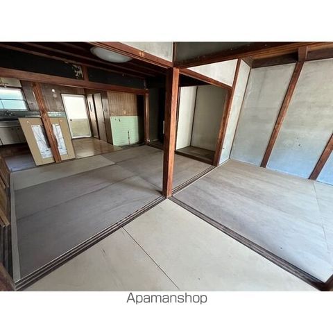 大垣市千鳥町戸建の内装写真