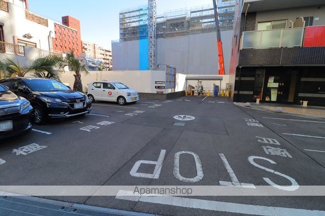 モナーク ヴィラの玄関写真