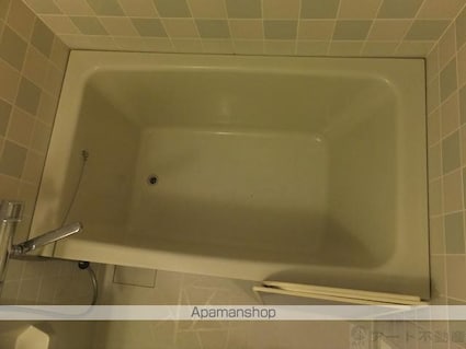 愛媛県松山市祝谷３丁目[3LDK/71.7m2]のバス