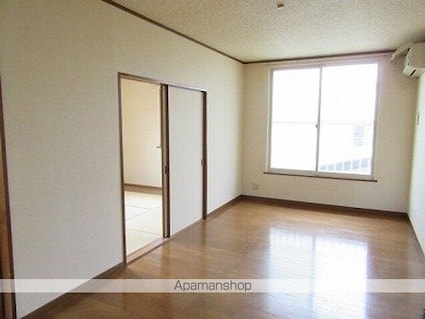 レオパレス盛岡[2LDK/47.32m2]のリビング・居間