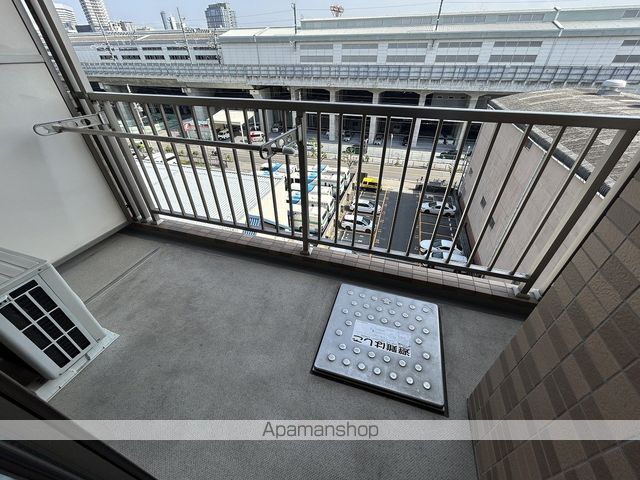 イーバイユー新大阪の内装写真