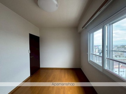 ホワイトパレス[4LDK/122.04m2]の内装2