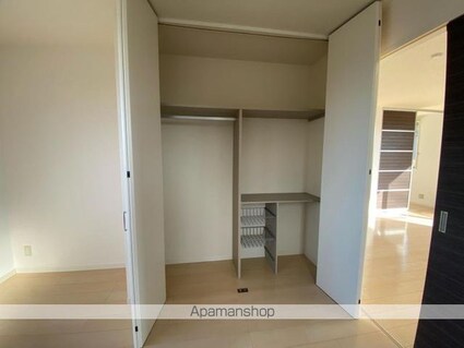 パインテイル　Ａ・Ｂ・Ｃ・Ｄ棟[2LDK/58.54m2]の収納