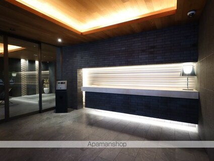 ＧＲＡＮＤ　ＥＳＰＯＩＲ　ＩＺＵＭＩ[1K/28.76m2]のロビー