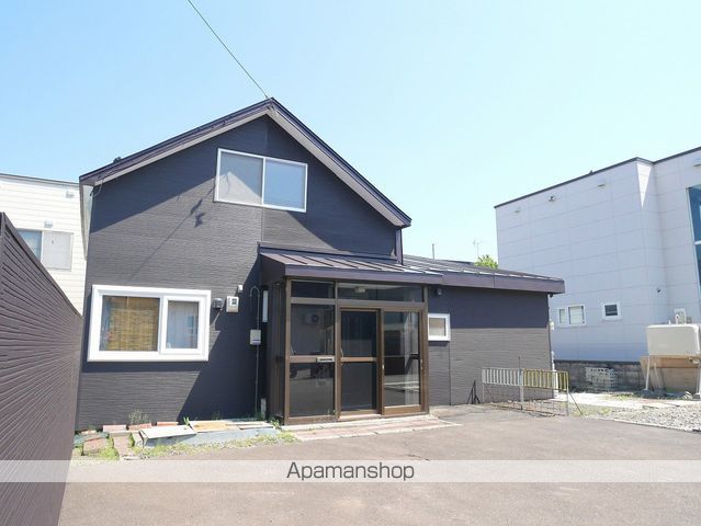 岩見沢市 2階建 築67年の外観写真