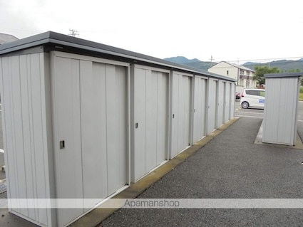 ロイヤルガーデン沢村　ＤＥＦ[2LDK/53.76m2]の共用部3
