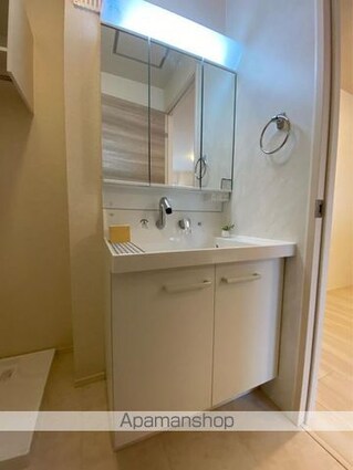 ユニヴェール　Ａ棟[1LDK/37.79m2]の洗面所