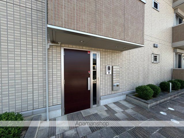 コーポ大安寺IIの玄関写真