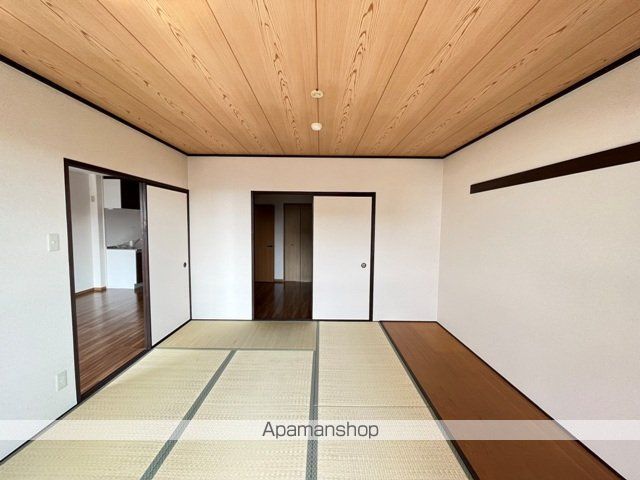 CASA IKUMATAIIの内装写真
