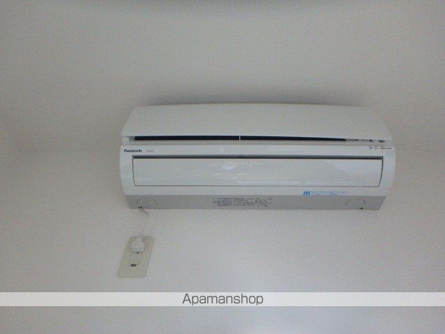リファレンス県庁口の内装写真