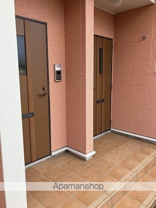 ハッピー尾山タウン　Ａ[2LDK/53.67m2]のエントランス1