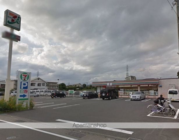 クリスタルBの周辺写真