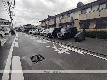 ハイカムール鴨川　Ｂ棟[3DK/53.72m2]の駐車場
