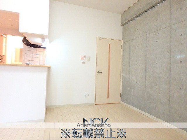 クレエル大通の内装写真