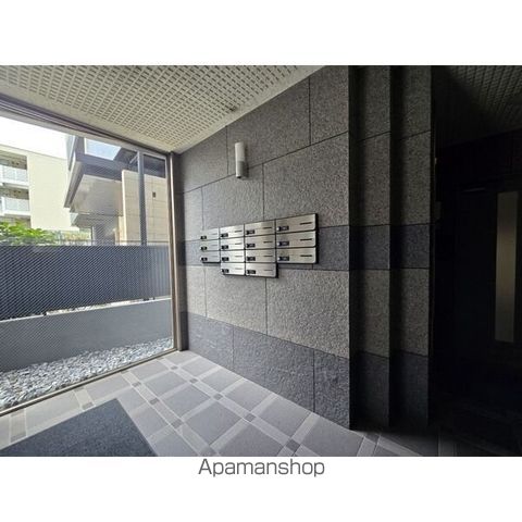 BM TAKAOKA(旧サンクチュアリー高の玄関写真