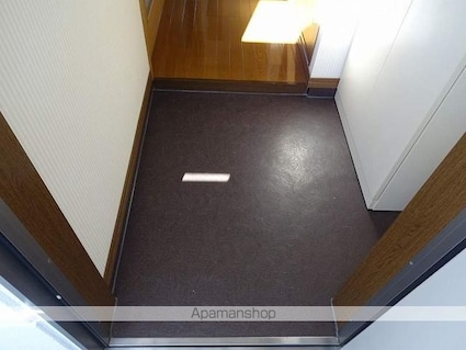 ムーンハウス[2LDK/50m2]の玄関