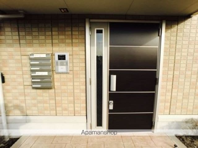 アネシス 壱番館の玄関写真