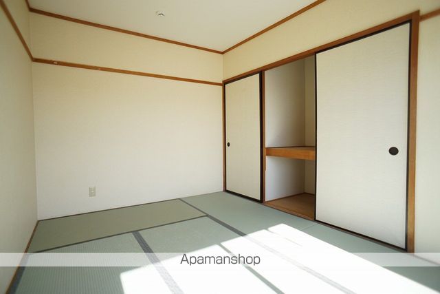 エルミタージュIIの内装写真
