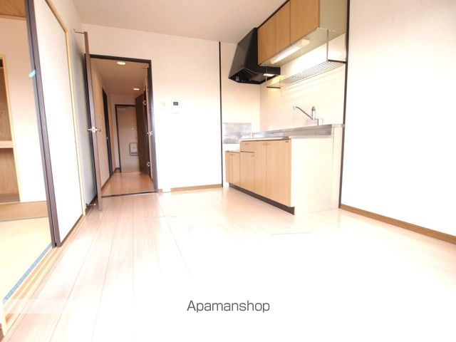 LIMPIA TAKAIDE Aの内装写真