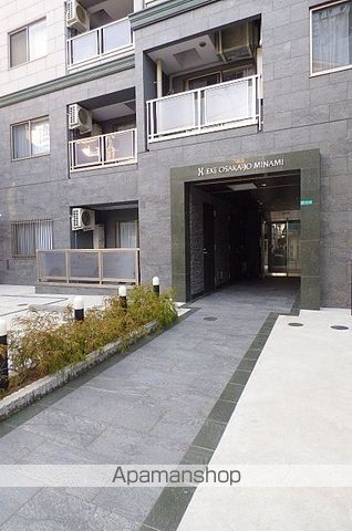 エグゼ大阪城南の玄関写真