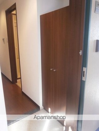 ウイステリア名城[1K/30.72m2]の玄関