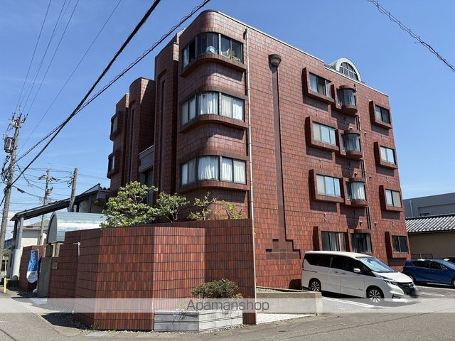 ベルトピア・二の宮の外観写真