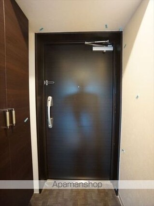 ａｘｉｓ　ｎａｇｏｙａ　ｓｗ[1K/26.1m2]の玄関