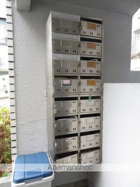リモーブル旭ヶ丘[1R/22m2]のエントランス1