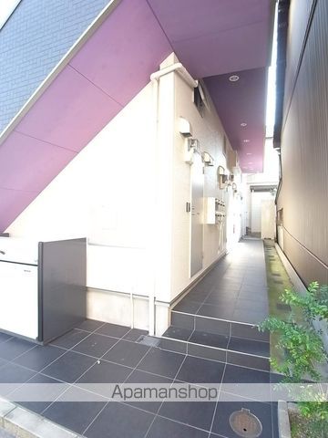 Housing Complex T2の玄関写真