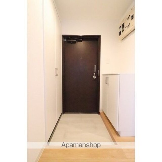ニュー東邦[3LDK/71.55m2]の玄関