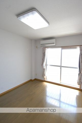 エルディム横川IIの内装写真