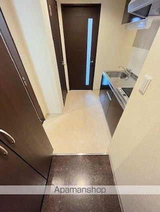 エルミナリュクス[1K/29.86m2]の玄関