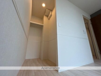 フェリシアⅢ[1LDK/40.38m2]の玄関