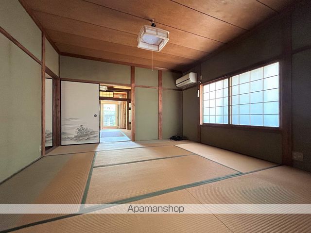 南海電鉄南海本線 尾崎駅 徒歩15分 2階建 築46年の内装写真