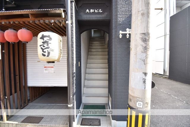 大和ビルの玄関写真