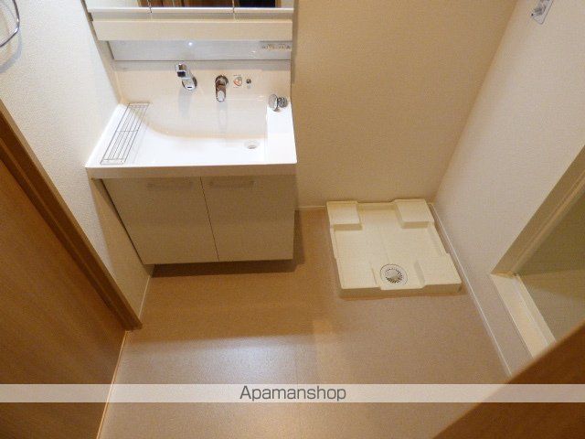 ファミール中 Iの内装写真