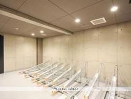 ＴＨＥ　ＬＵＤＬＯＷ　ＮＡＫＡＭＥＧＵＲＯ[2LDK/61.07m2]の共用部1