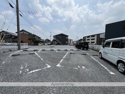 メゾン雅[2DK/43.74m2]の駐車場