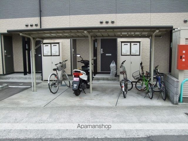 レオパレスサンモールIIの外観写真