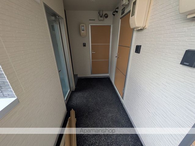 COLLINA中山新町の内装写真